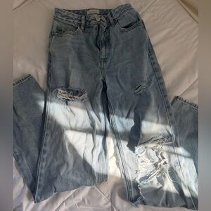 Pacsun light/medium wash ripped 90’s boyfriend jeans, size 25